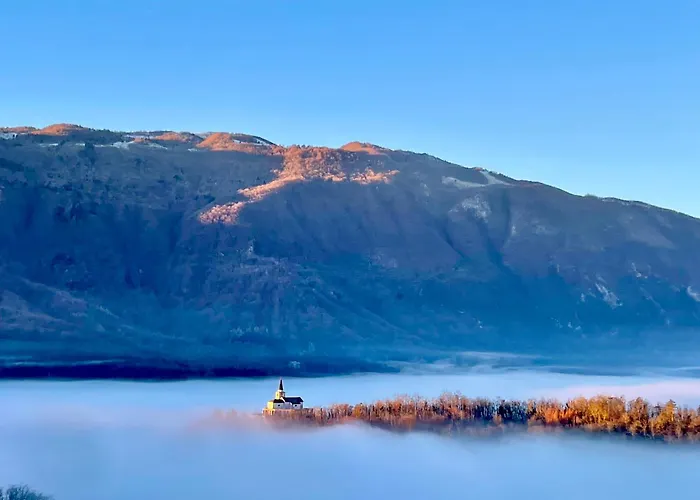 Cozy & Chic - With A Private Patio Appartement *