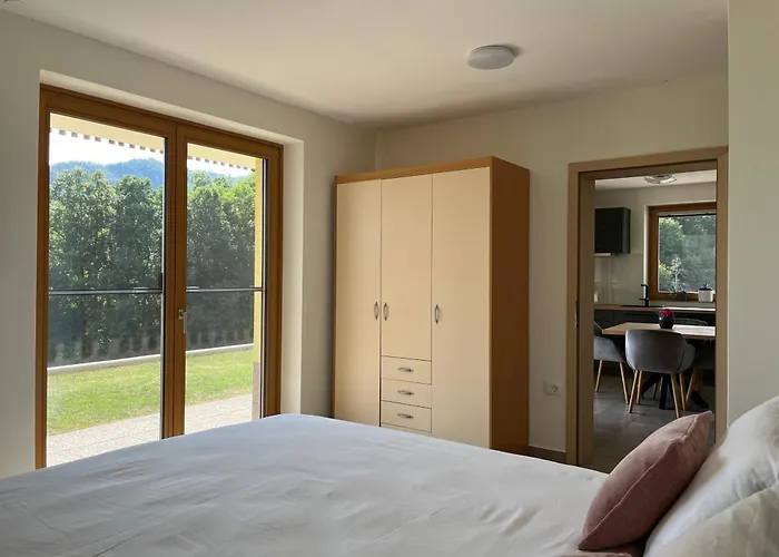 Cozy & Chic - With A Private Patio Kobarid